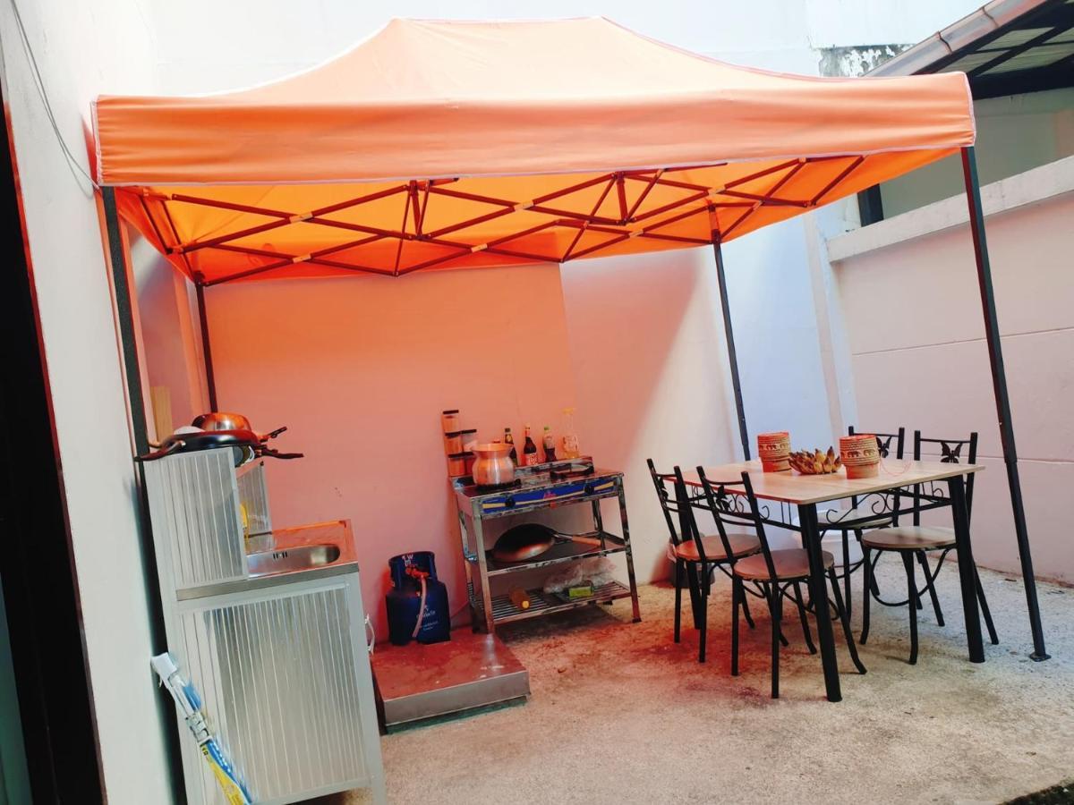 Kru Nat'S Bed & Breakfast W/ Private Rooms & Gym Bangkok Eksteriør bilde