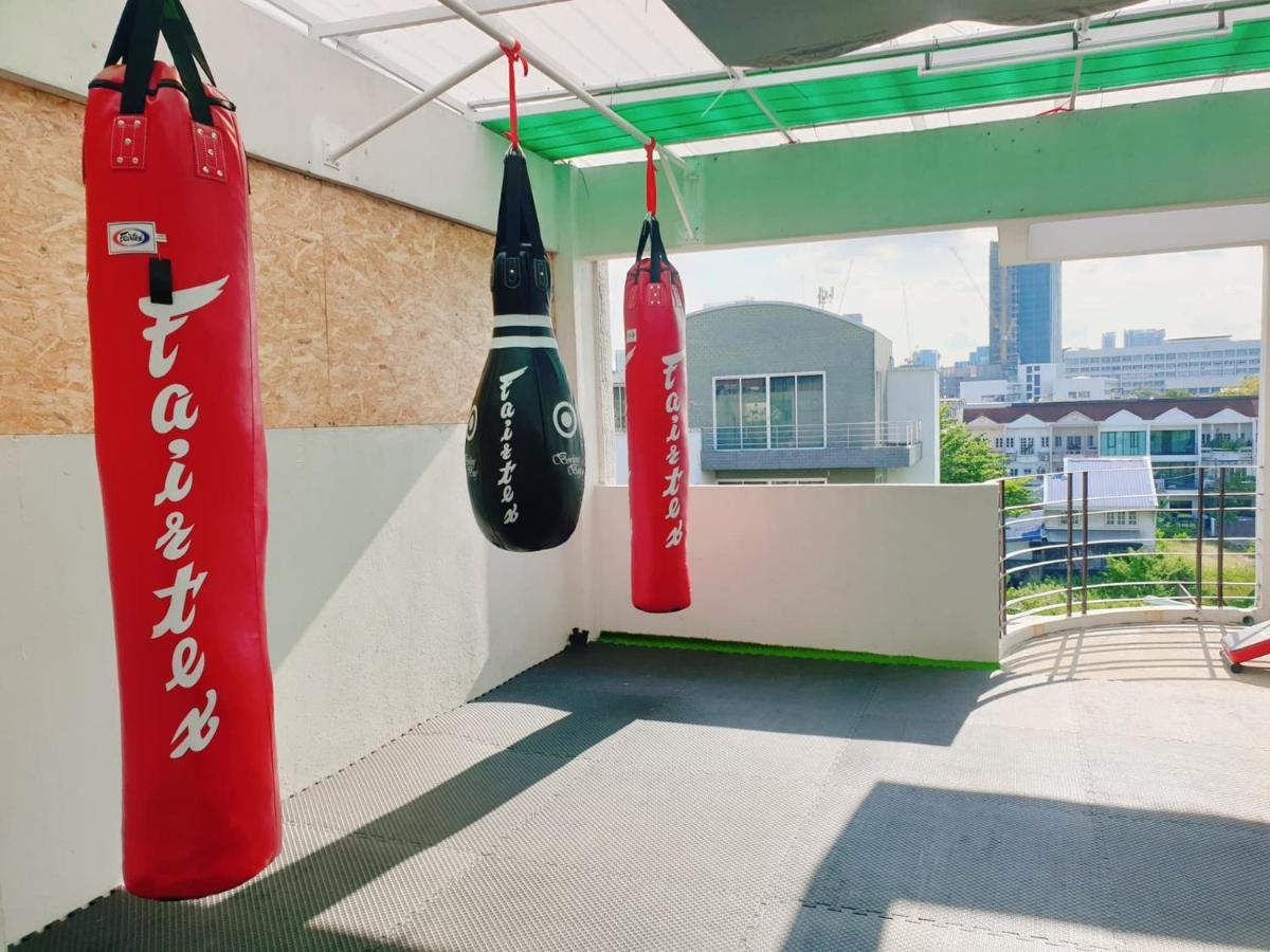 Kru Nat'S Bed & Breakfast W/ Private Rooms & Gym Bangkok Eksteriør bilde