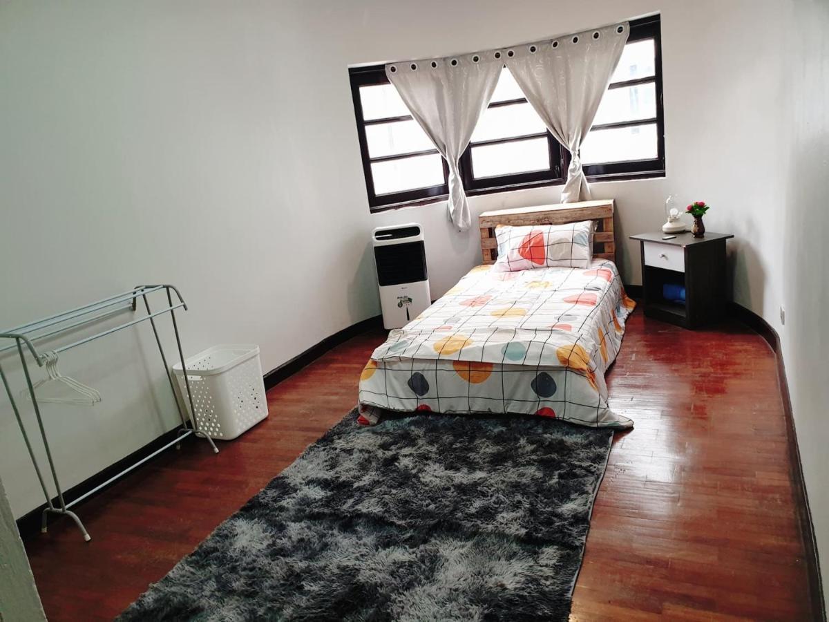 Kru Nat'S Bed & Breakfast W/ Private Rooms & Gym Bangkok Eksteriør bilde