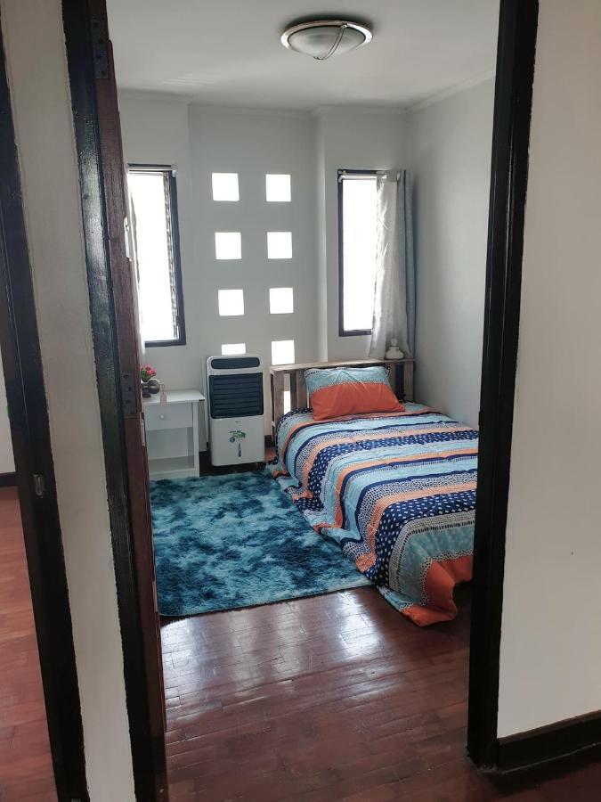 Kru Nat'S Bed & Breakfast W/ Private Rooms & Gym Bangkok Eksteriør bilde
