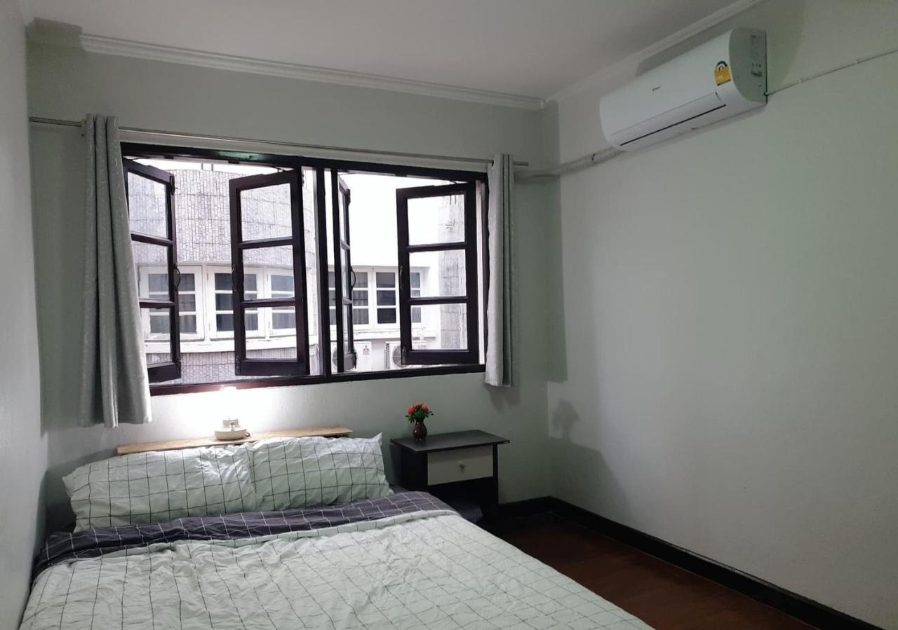 Kru Nat'S Bed & Breakfast W/ Private Rooms & Gym Bangkok Eksteriør bilde